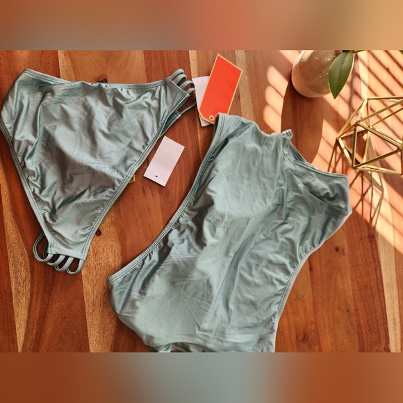 NWTGianni Bini Bikini tie front cap sleeve Fan Favs Large top Medium bottom Aloe - Picture 3 of 4